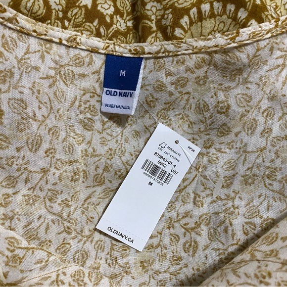 Old Navy Split Neck Blouse - Picture 9 of 9